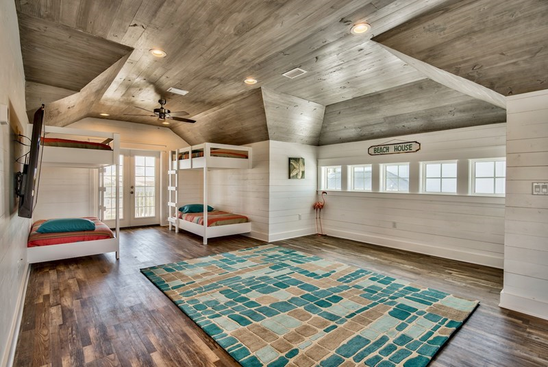 bunk room, couches pending, 65